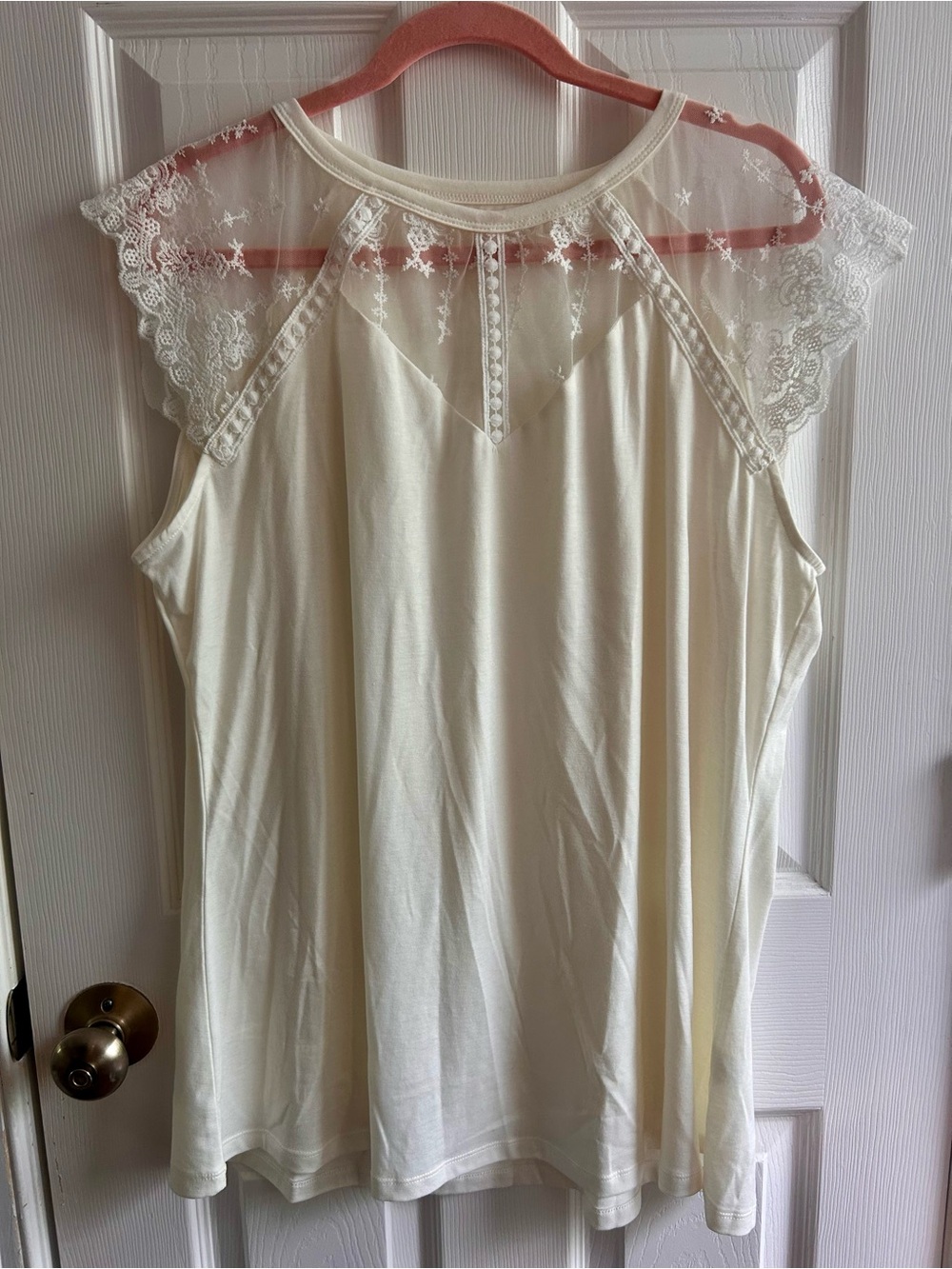 Light Cream Sleeveless Blouse - 2XL